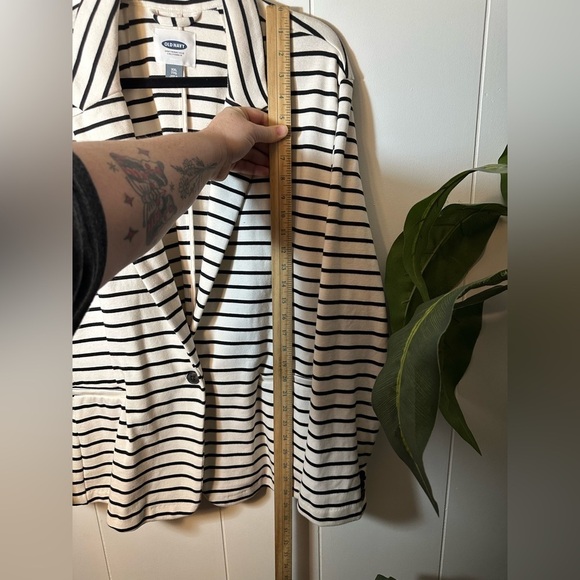 Old Navy Black and White Striped Blazer Women’s Size XXL - Picture 6 of 9